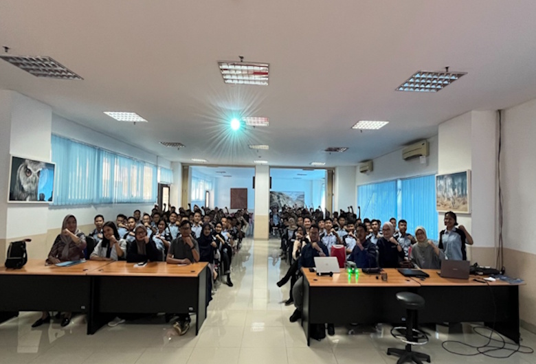 Kuliah Umum : Temu Praktisi - Ruang Lingkup dan Perkembangan Sistem Informasi Geografis Perkebunan Kelapa Sawit di Indonesia