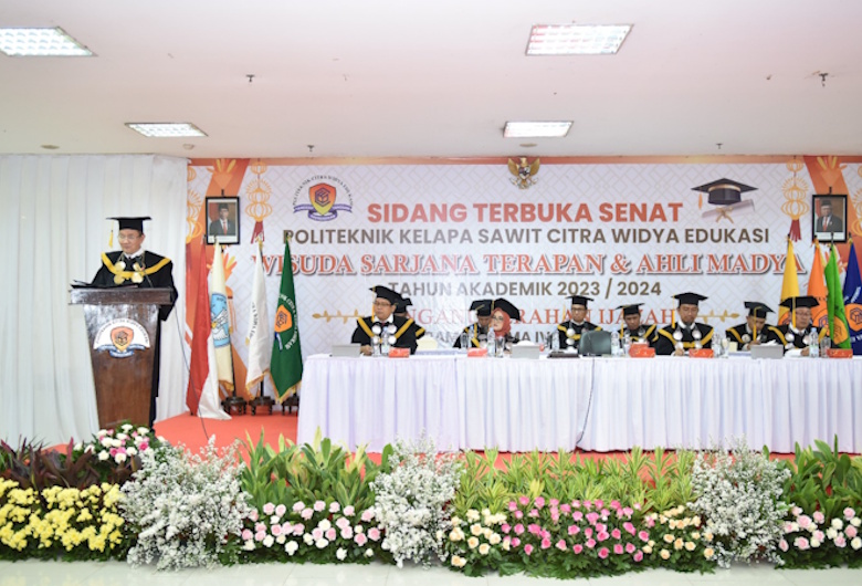 Lulusan Politeknik CWE di Wisuda 2024 Terbukti Terserap Perusahaan
